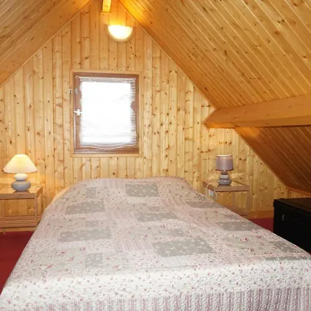 Chalet Merville-franceville-plage, 3 Pieces, 6 Personnes - Fr-1-465-58 Chalet Merville-Franceville-Plage